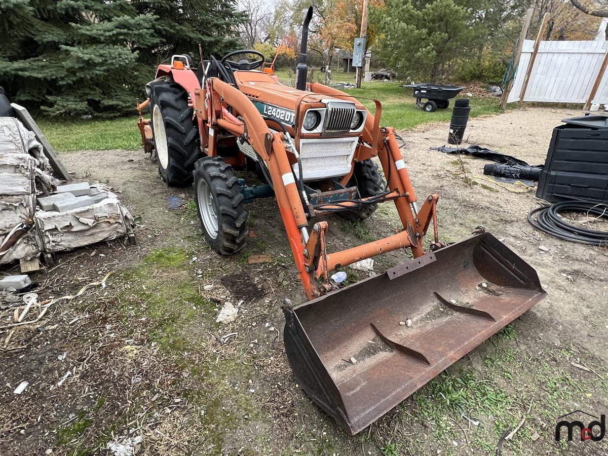 KUBOTA L2402DT ミニトラクター Used Kubota L12402DT Tractor 4WD with front loader from